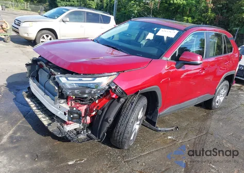 2024 Toyota Rav4 Xle z USA, uszkodzony, nr VIN 2T3W1RFV8RW363315